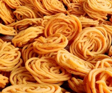 ఎద్దు గానుగ నూనె జంతికలు | Bull Driven Oil Murukulu / Pretzels